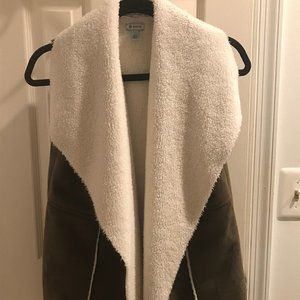 Susina Faux Sherpa Vest